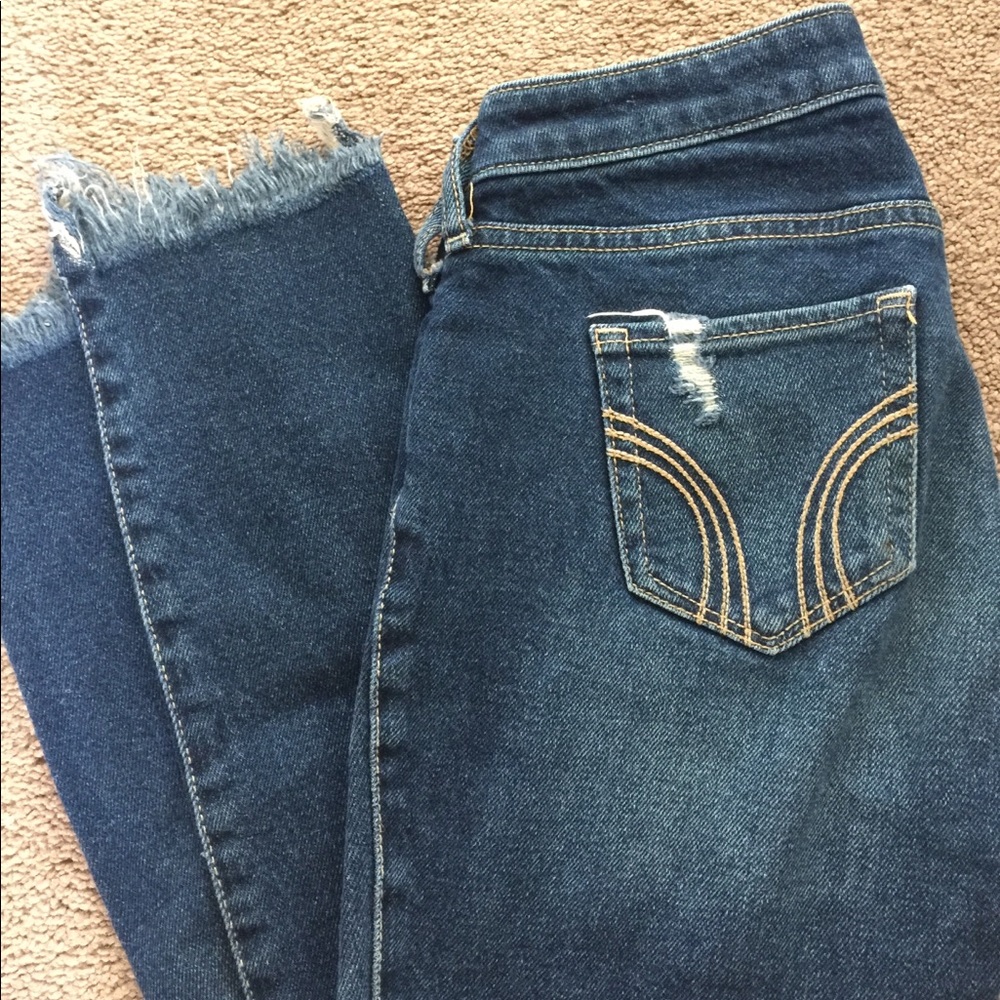 hollister jeans!
